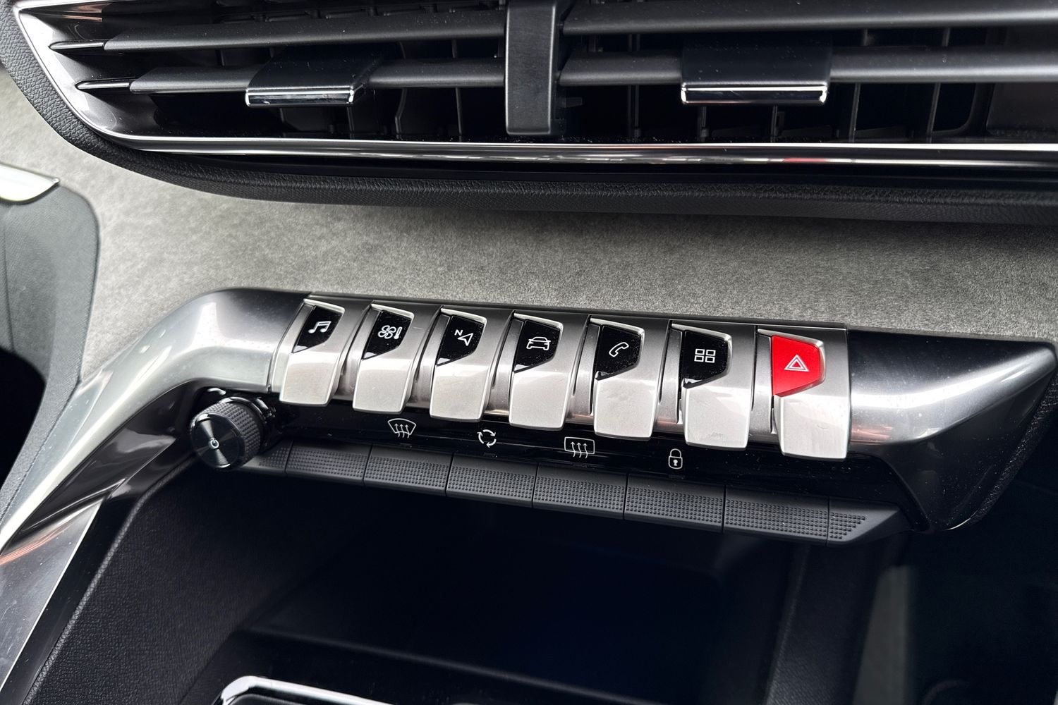 Used Peugeot 3008 2024 for sale - 77589587: Photo 54