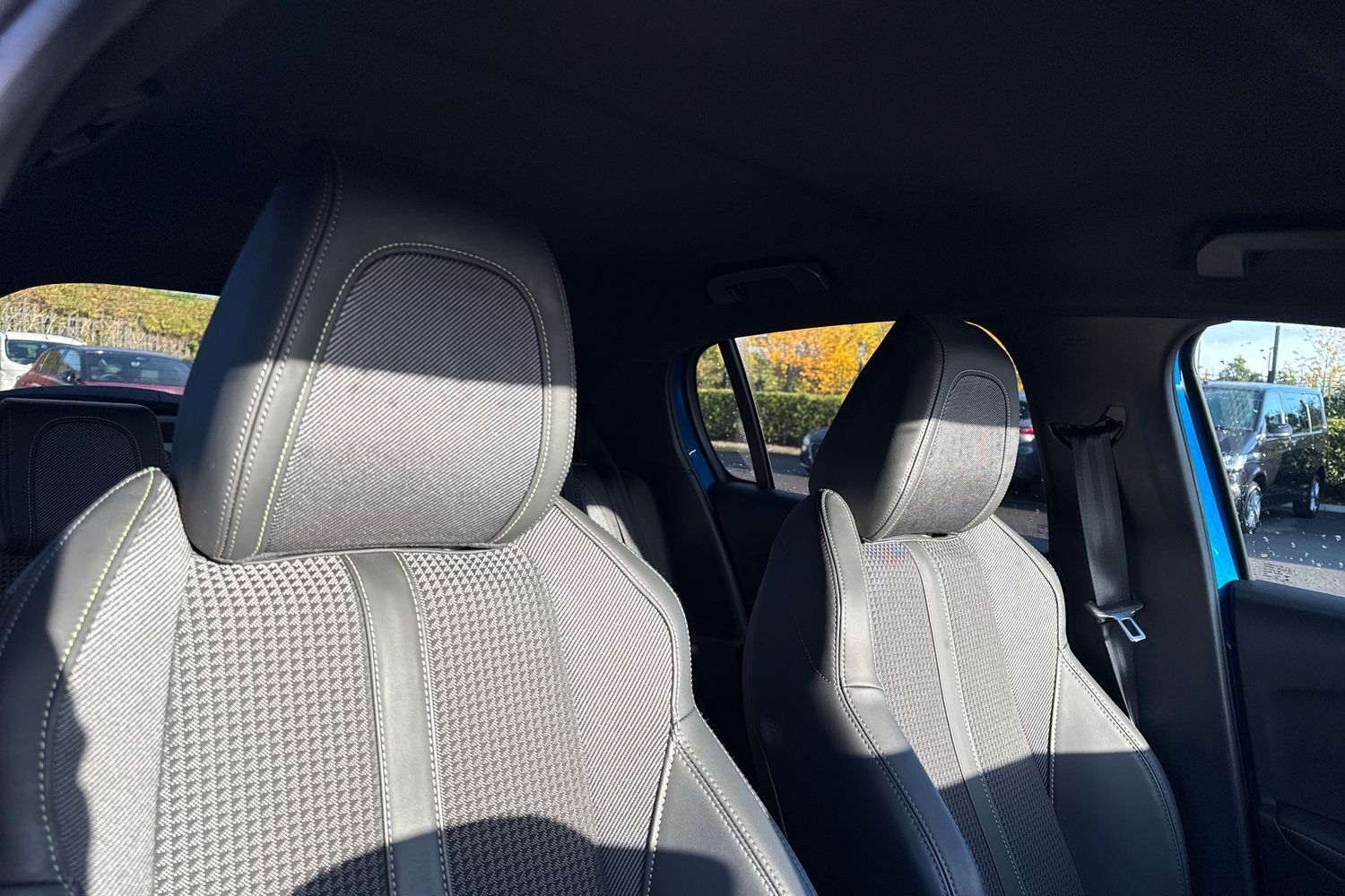 Used Peugeot 208 2022 for sale - 76374752: Photo 23