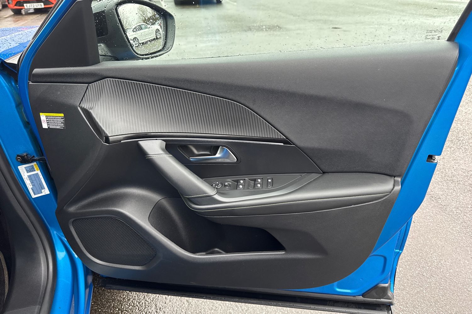 Used Peugeot 2008 2023 for sale - 77382763: Photo 17