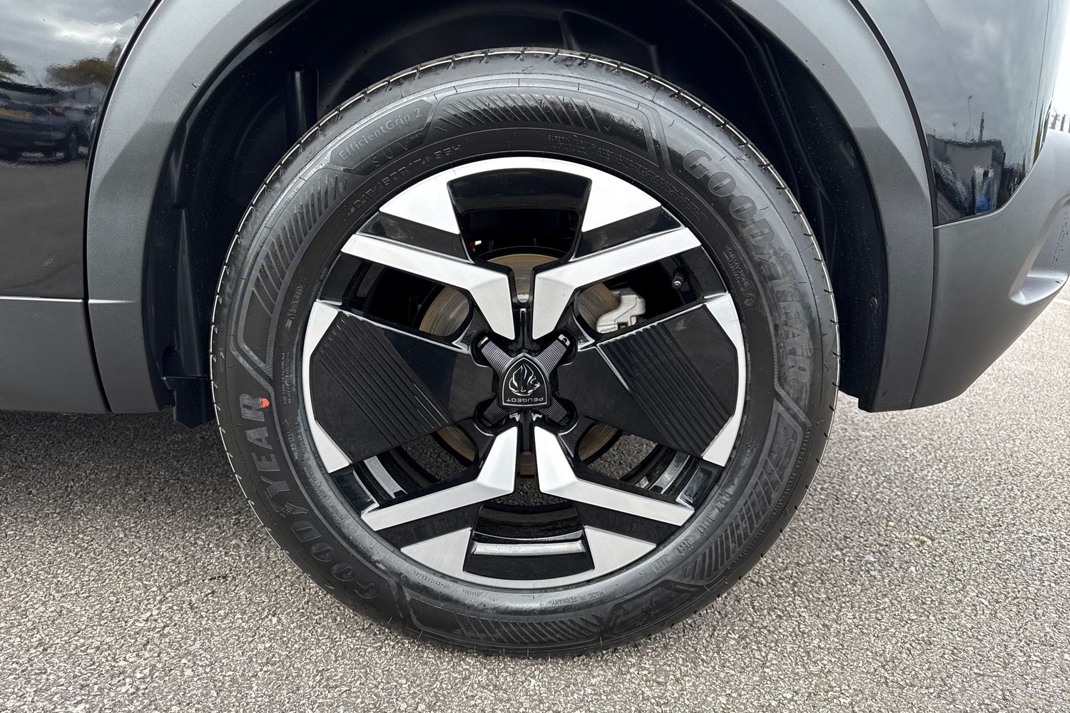 Used Peugeot E-2008 2025 for sale - 76250611: Photo 11