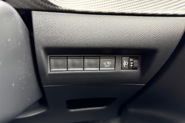 Used Peugeot E-2008 2025 for sale - 76250611: Photo 42