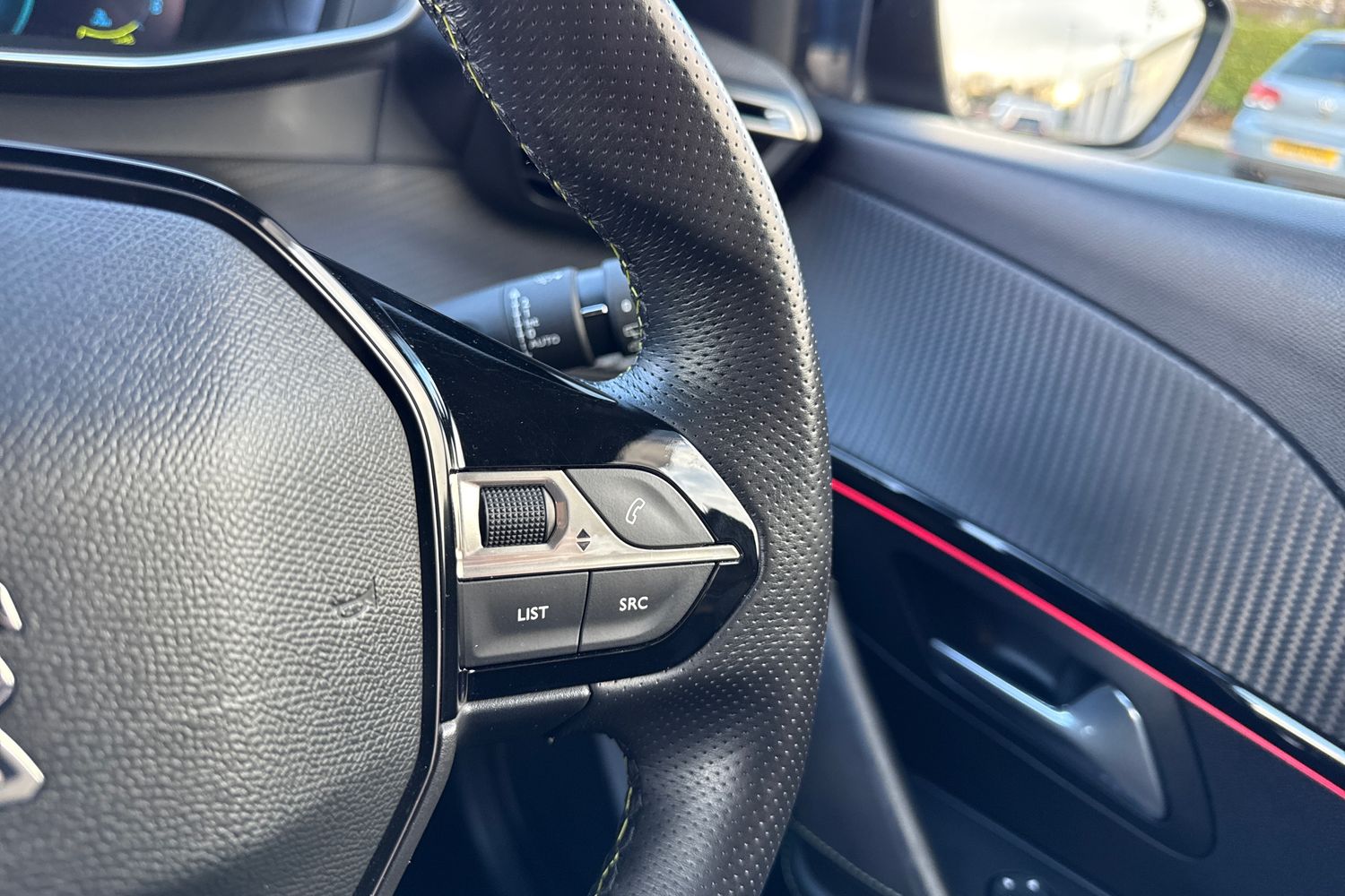 Used Peugeot E-208 2021 for sale - 76629786: Photo 41