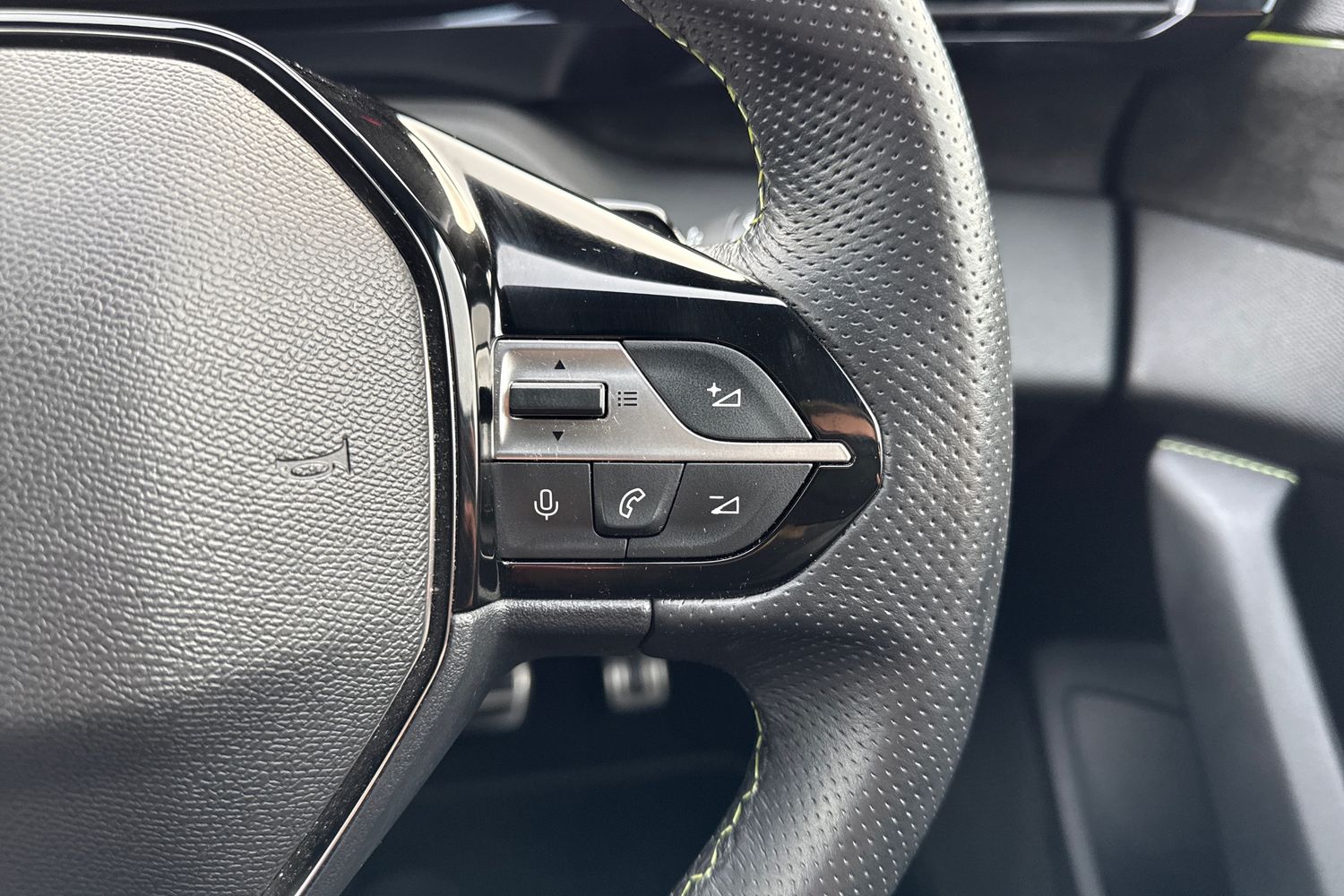 Used Peugeot 408 2024 for sale - 76836302: Photo 39