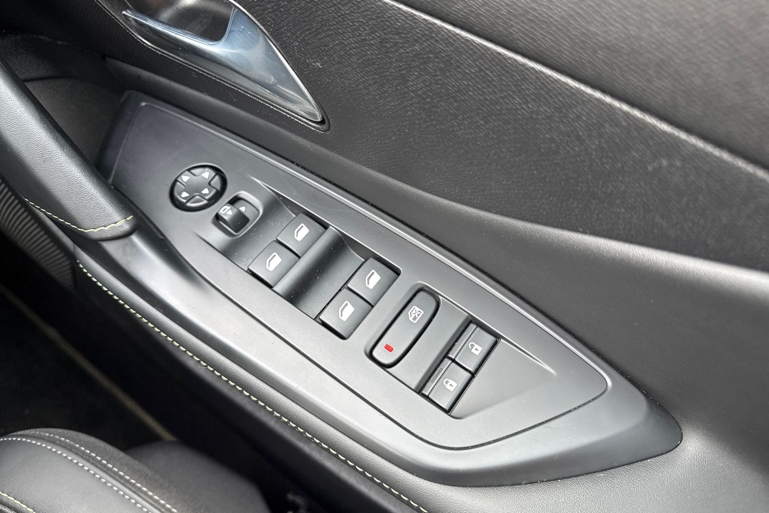 Used Peugeot 408 2024 for sale - 76836302: Photo 40