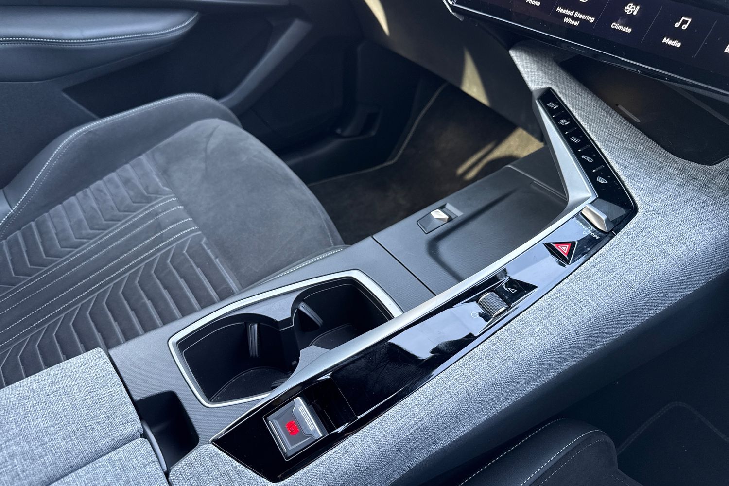 Used Peugeot 3008 2024 for sale - 77943702: Photo 22