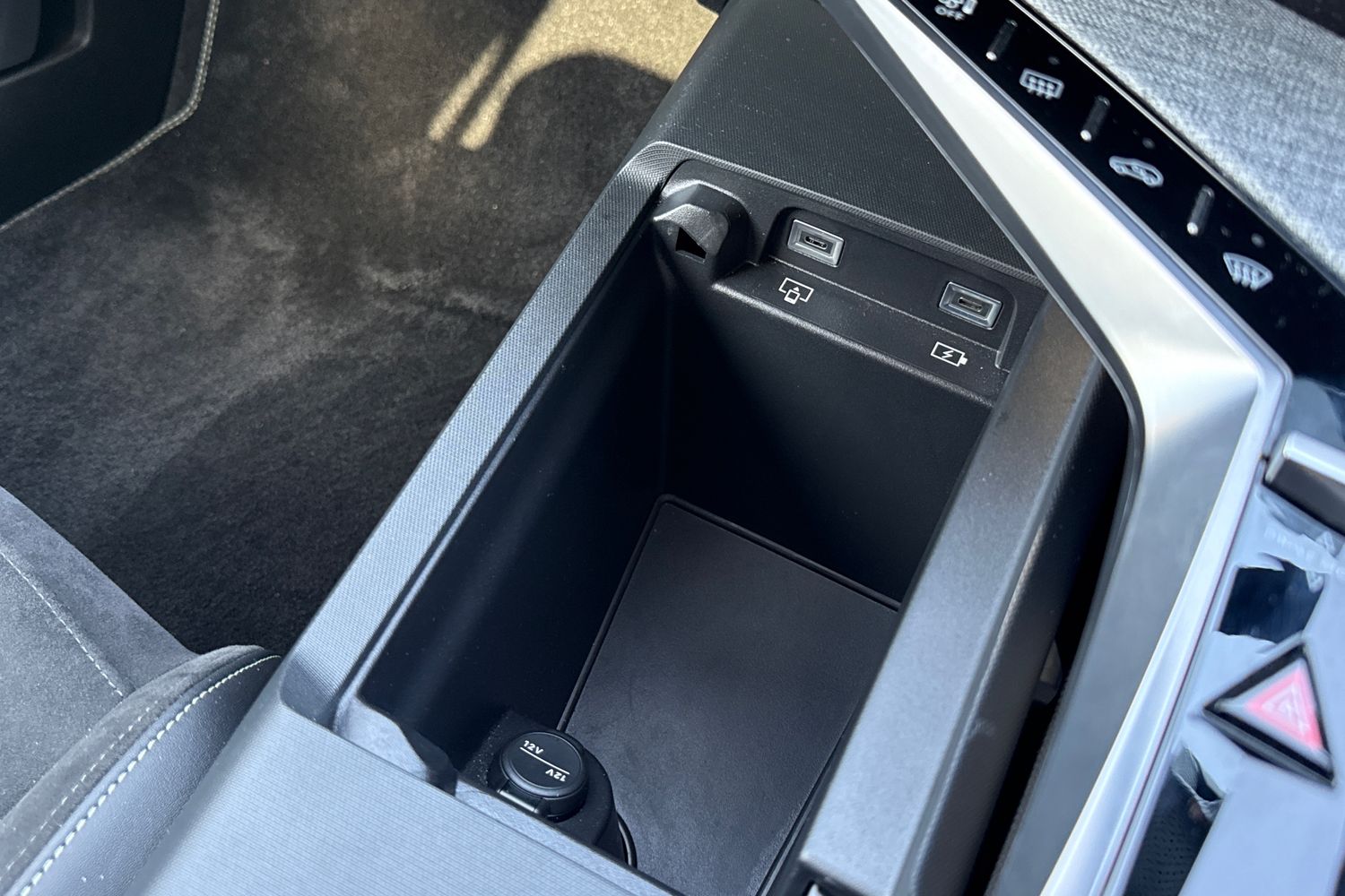 Used Peugeot 3008 2024 for sale - 77943702: Photo 50