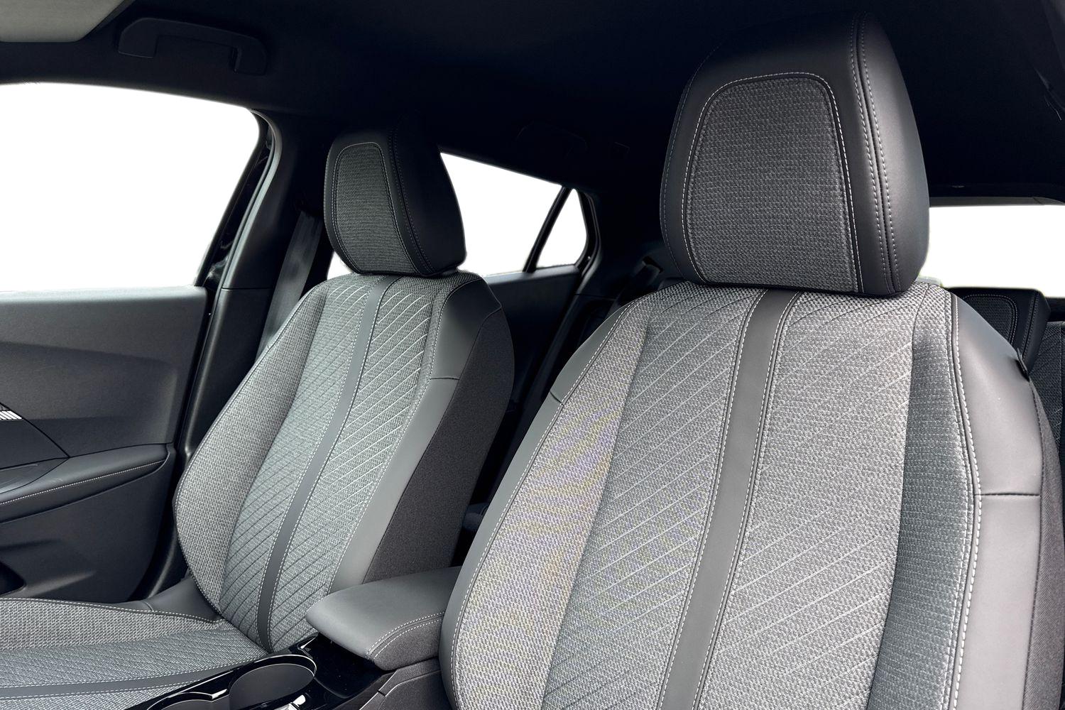 Used Peugeot E-2008 2026 for sale - 77820244: Photo 15