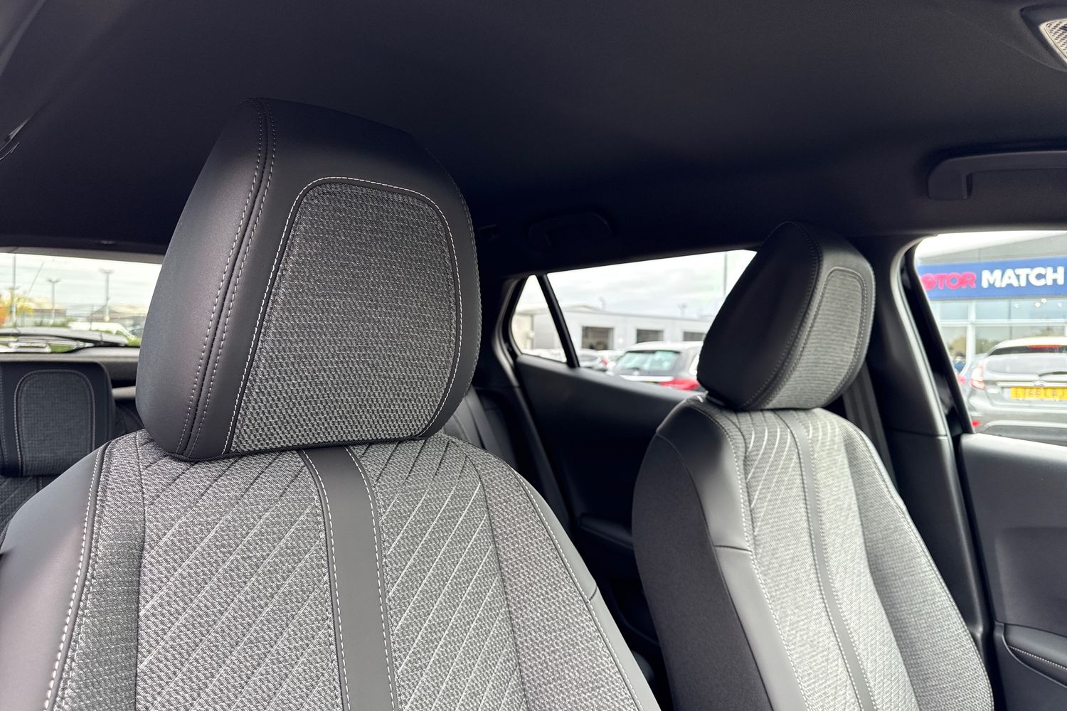 Used Peugeot E-2008 2026 for sale - 77820244: Photo 23