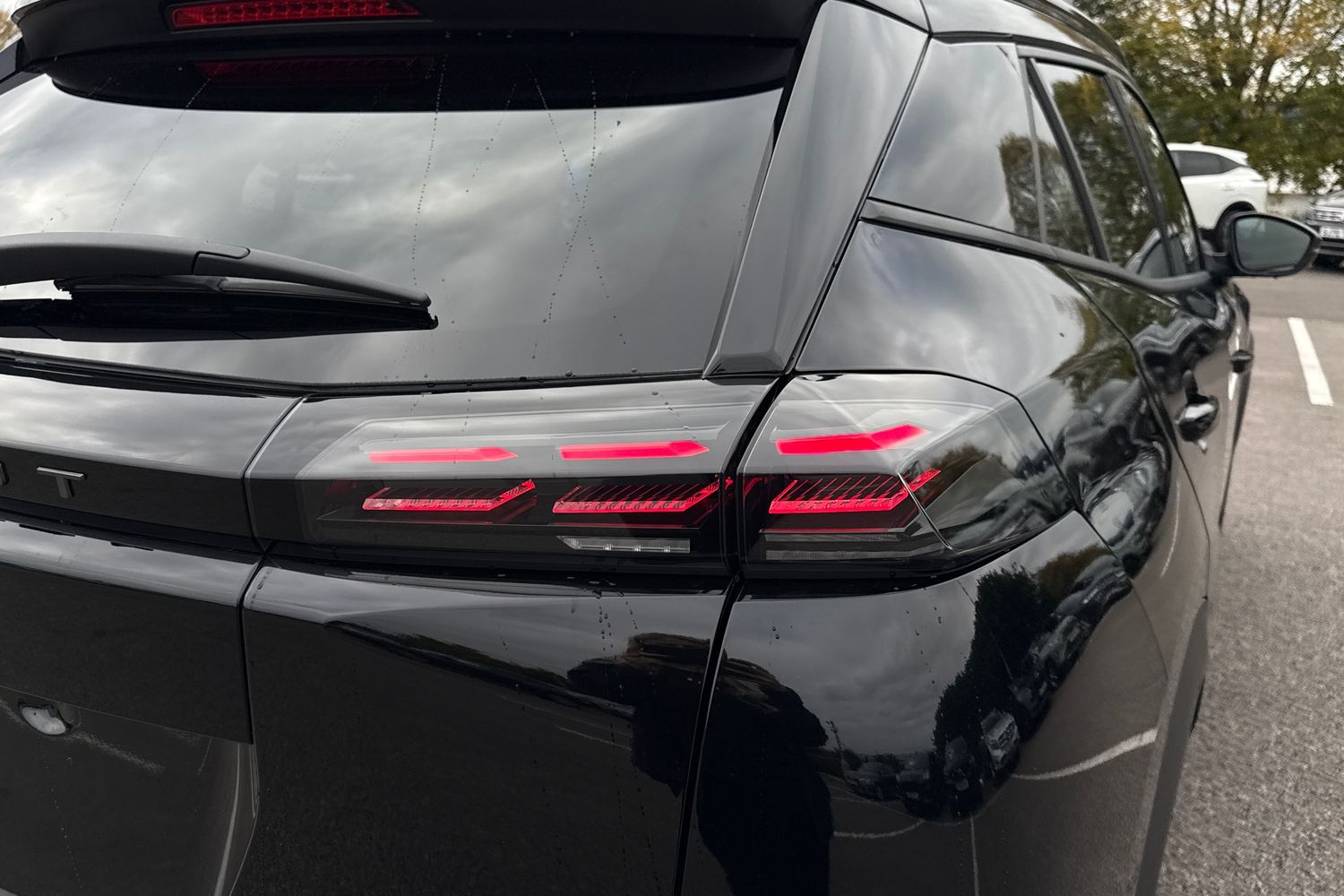 Used Peugeot E-2008 2026 for sale - 77820244: Photo 7