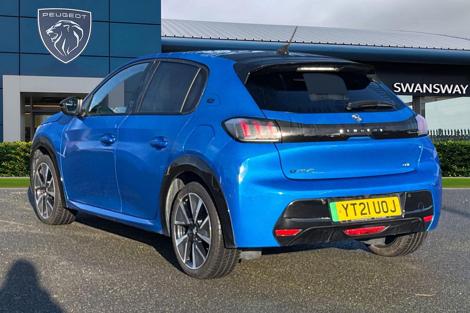 Used Peugeot 208 2021 for sale - 77355443: Photo 2