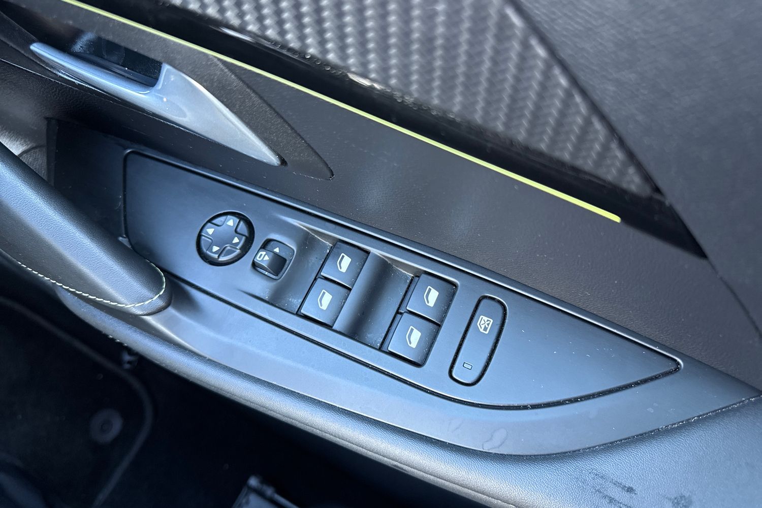 Used Peugeot 208 2021 for sale - 77355443: Photo 42