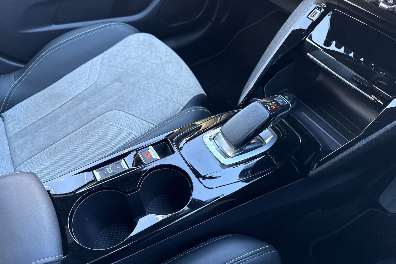 Used Peugeot 208 2021 for sale - 77355443: Photo 60