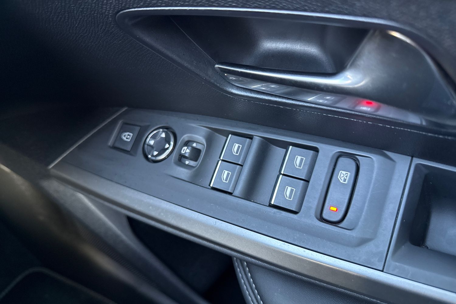 Used Peugeot 3008 2025 for sale - 77011418: Photo 39