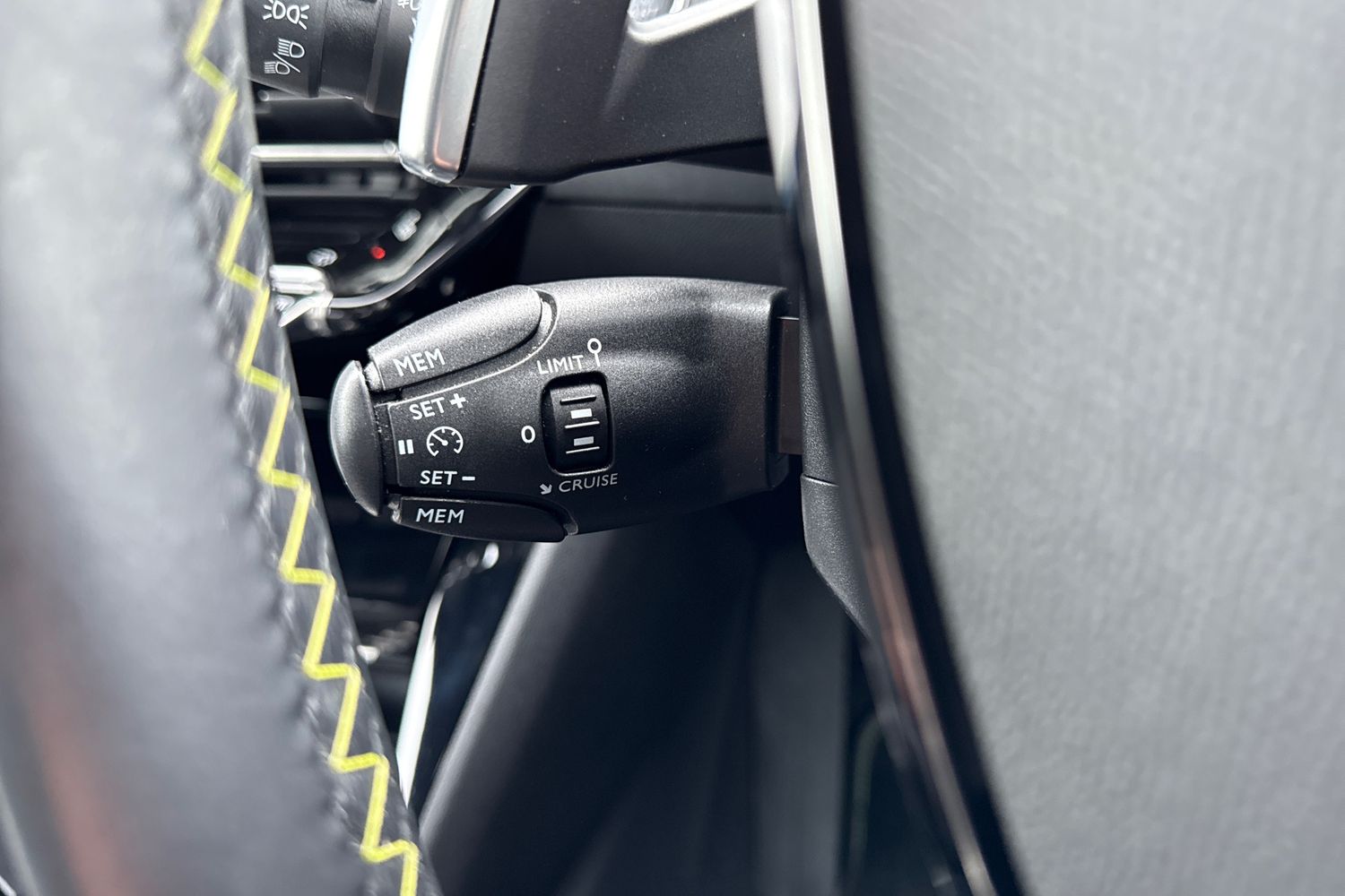 Used Peugeot 2008 2022 for sale - 77302966: Photo 40