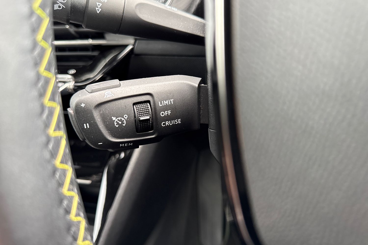 Used Peugeot 2008 2022 for sale - 76553478: Photo 40