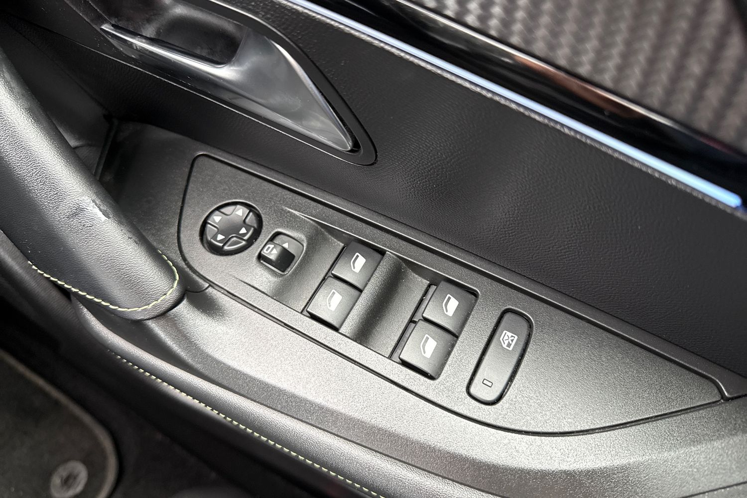 Used Peugeot 2008 2022 for sale - 76553478: Photo 42