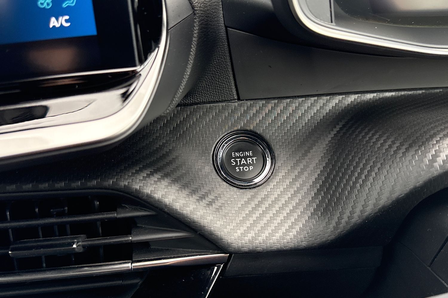 Used Peugeot 2008 2022 for sale - 76553478: Photo 55