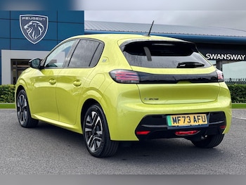 Used Peugeot E-208 2024 for sale - 76207038: Photo