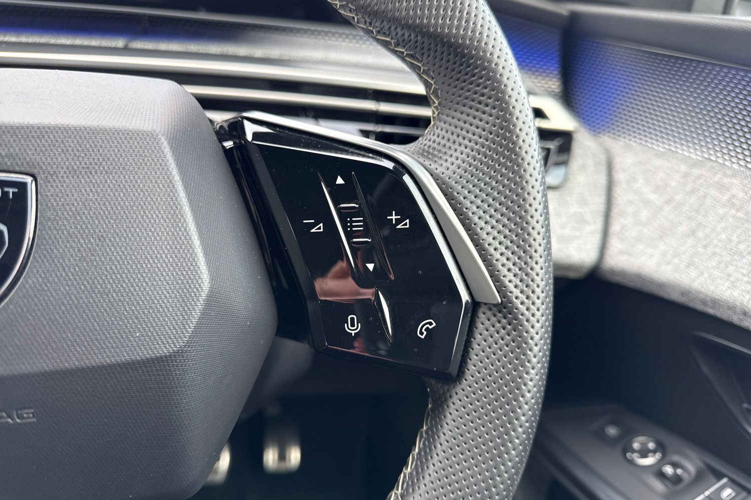 Used Peugeot 3008 2024 for sale - 77582856: Photo 40