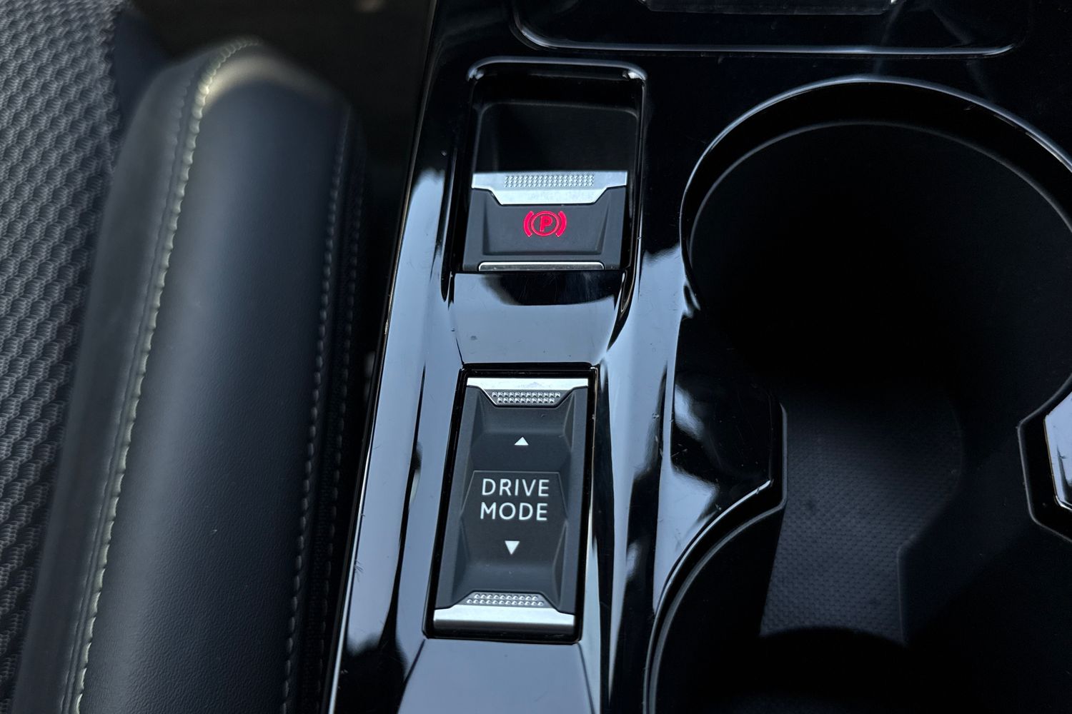 Used Peugeot 2008 2024 for sale - 78168496: Photo 42