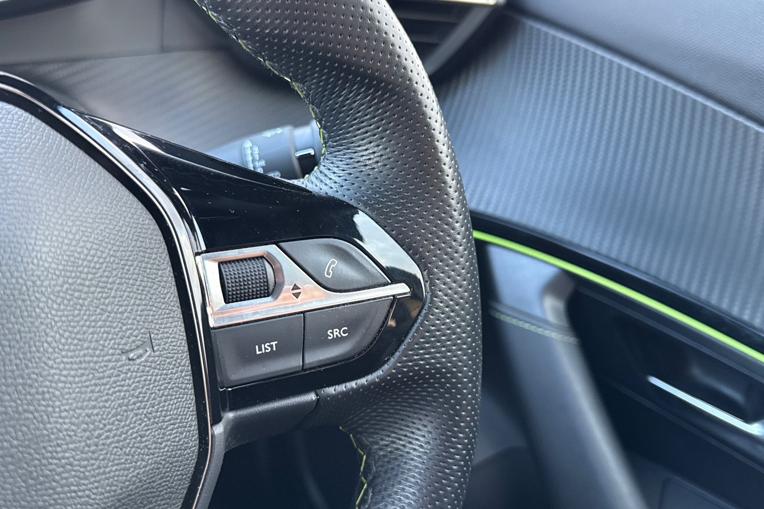 Used Peugeot 2008 2022 for sale - 76909397: Photo 41