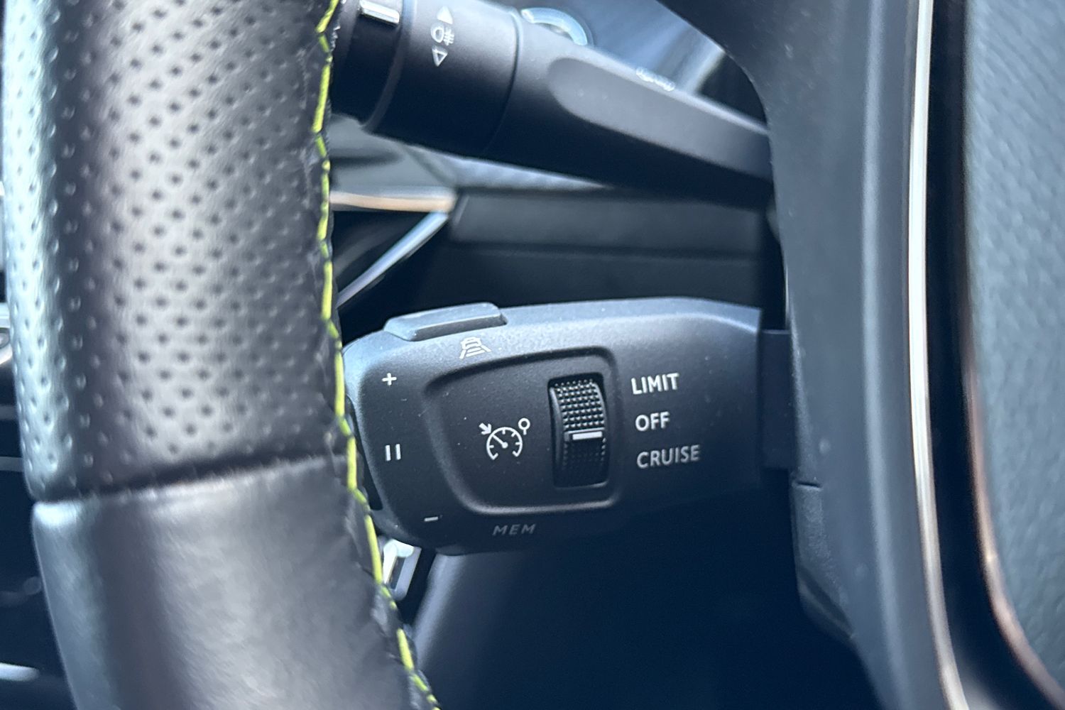 Used Peugeot 2008 2022 for sale - 76909397: Photo 42