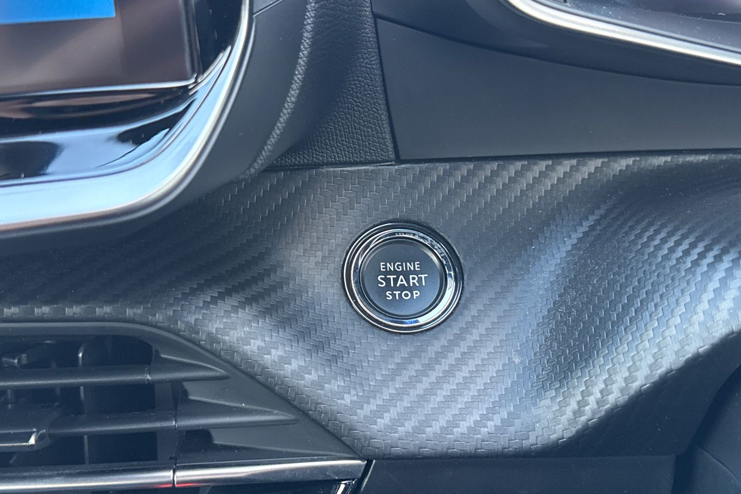 Used Peugeot 2008 2022 for sale - 76909397: Photo 45