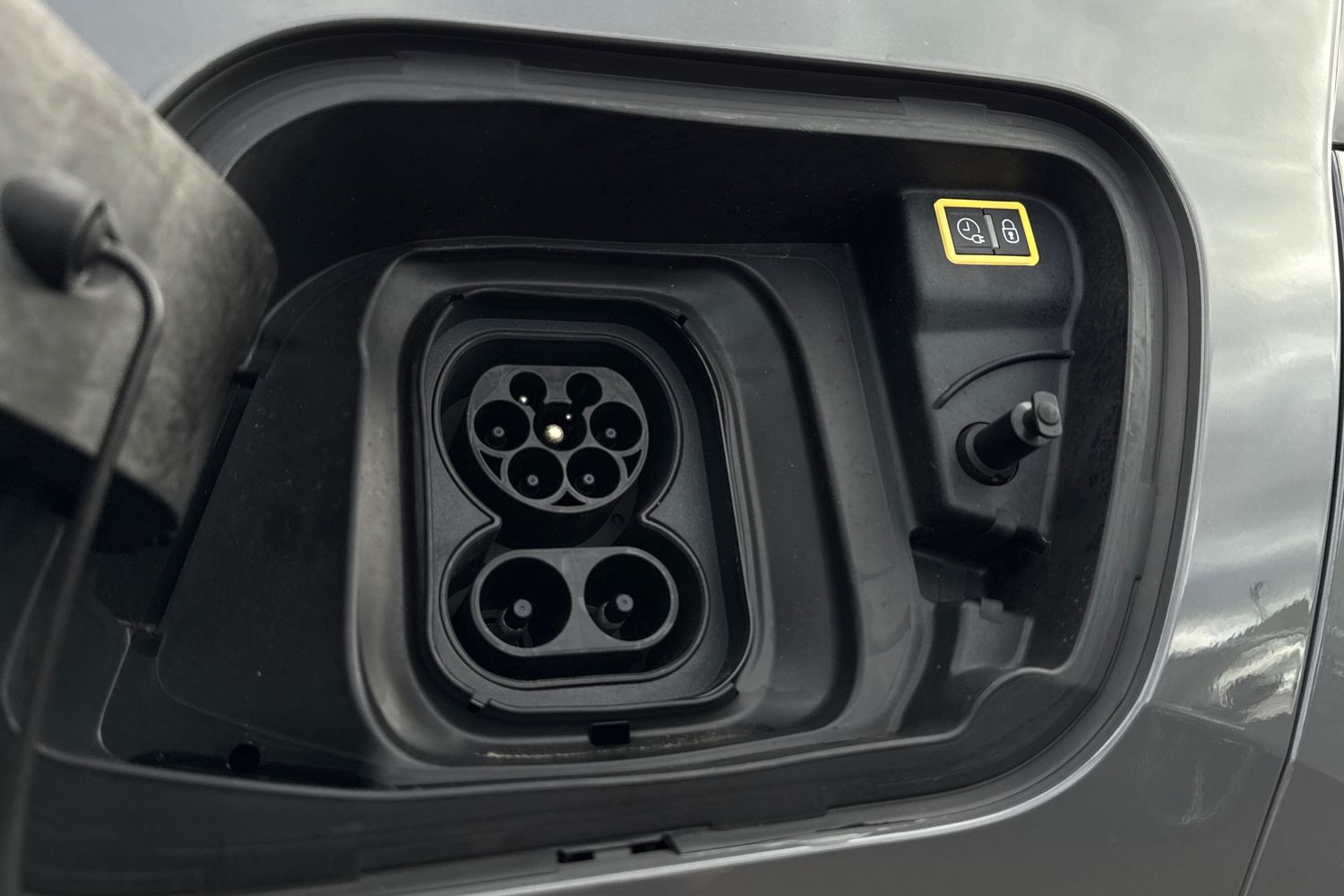 Used Peugeot 2008 2024 for sale - 77654236: Photo 31