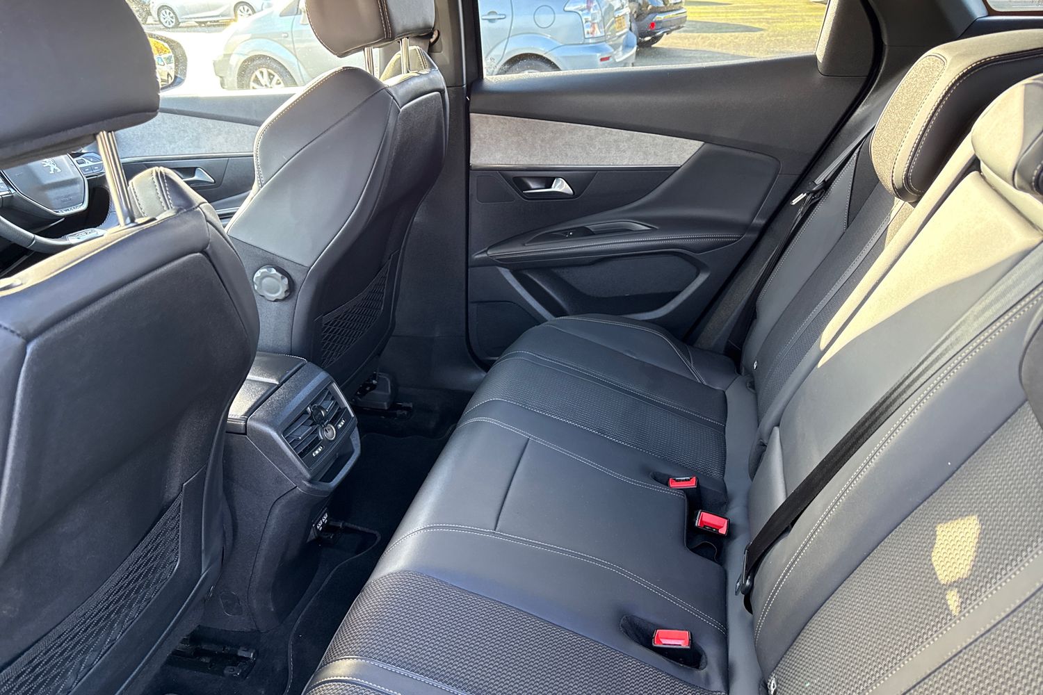 Used Peugeot 3008 2022 for sale - 76629881: Photo 30