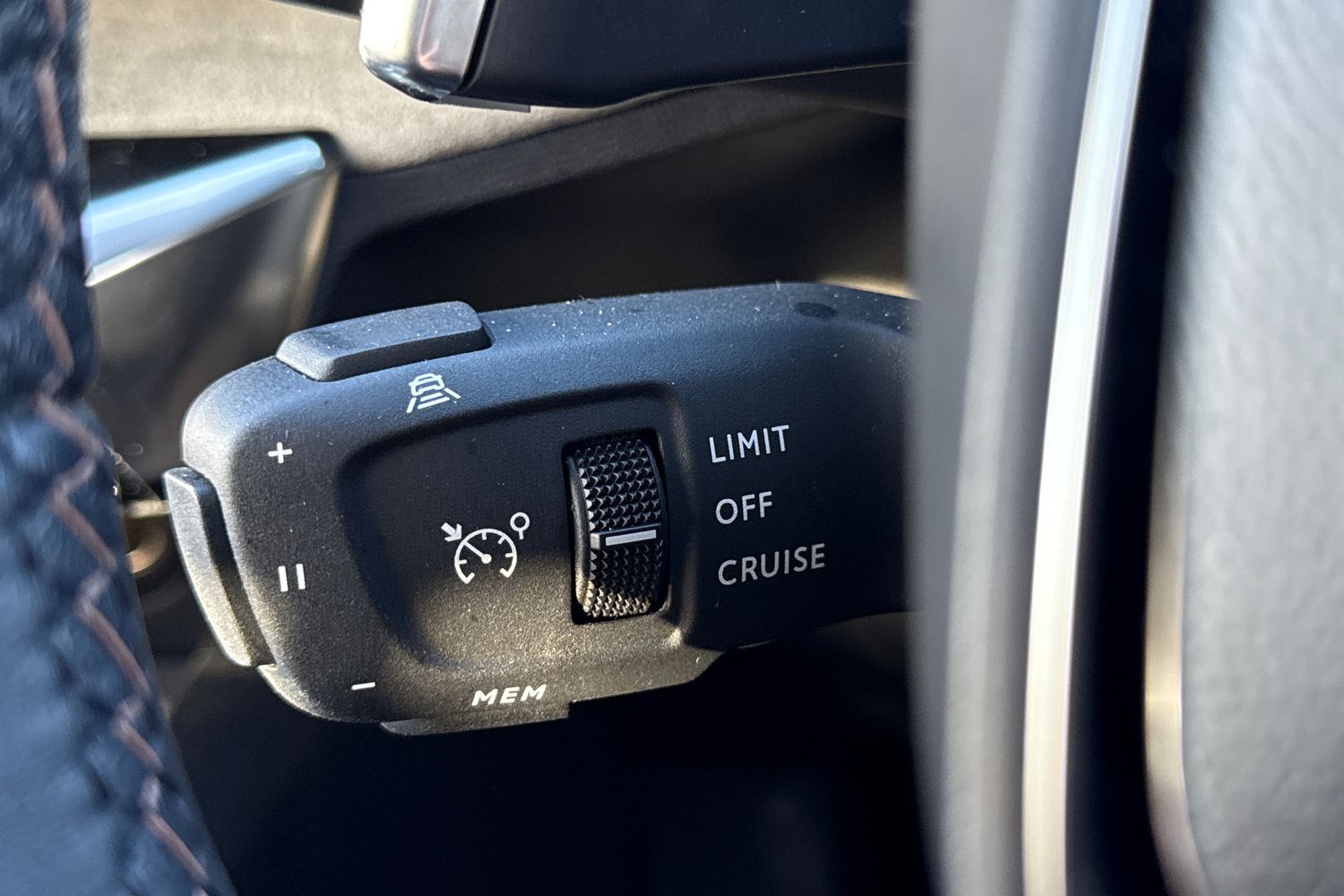 Used Peugeot 3008 2022 for sale - 76629881: Photo 41