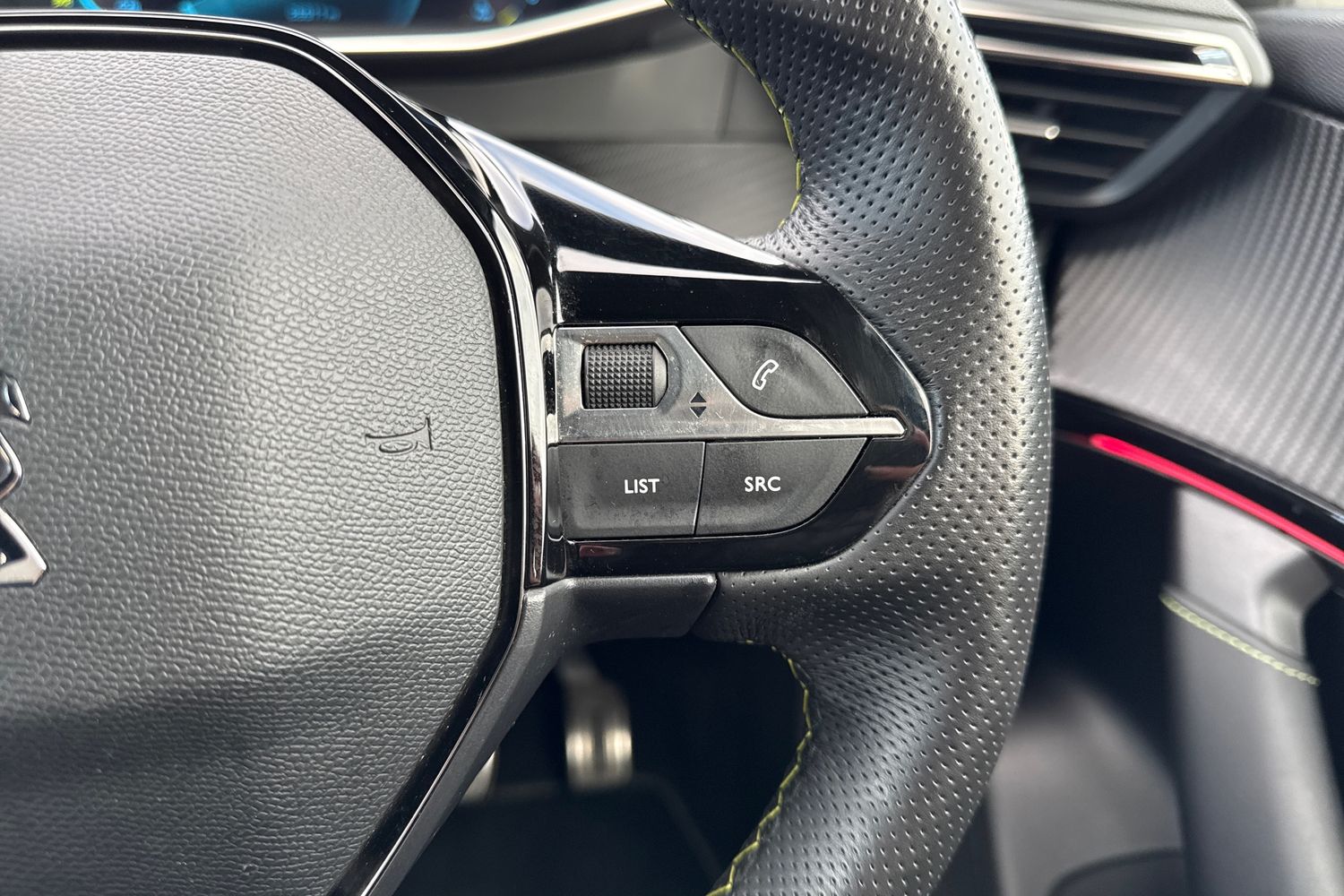 Used Peugeot 2008 2022 for sale - 76805418: Photo 42