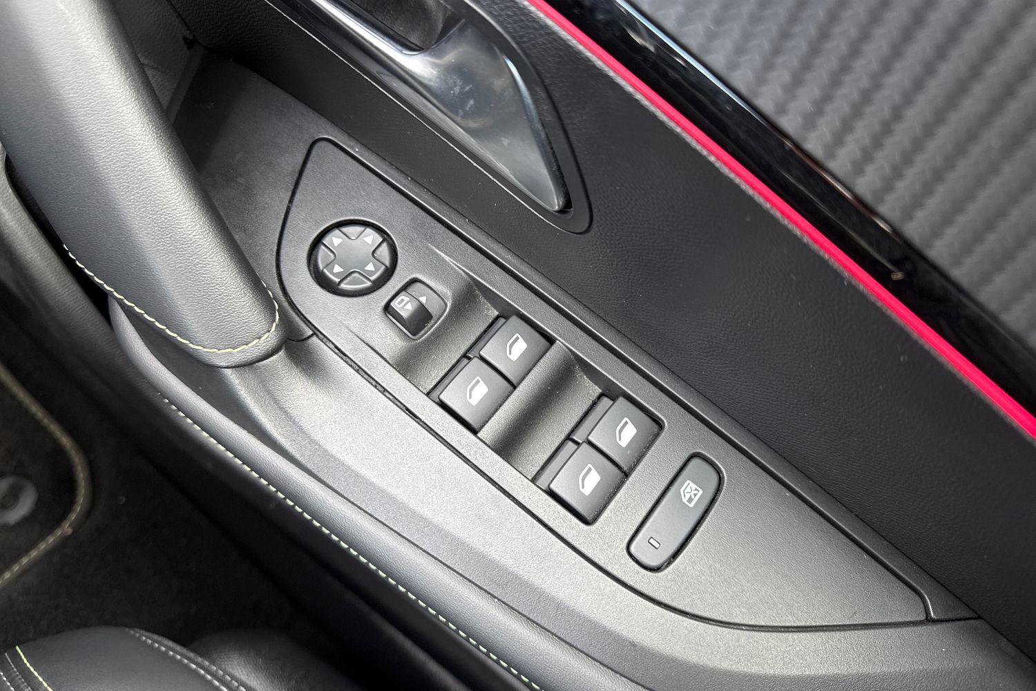 Used Peugeot 2008 2022 for sale - 76805418: Photo 44