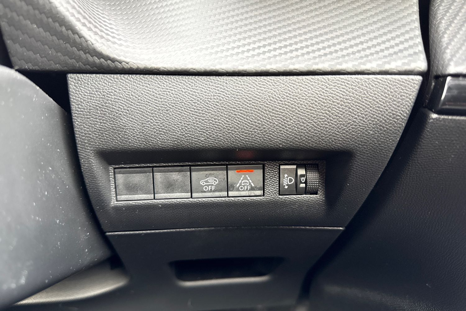 Used Peugeot 2008 2021 for sale - 77582614: Photo 42