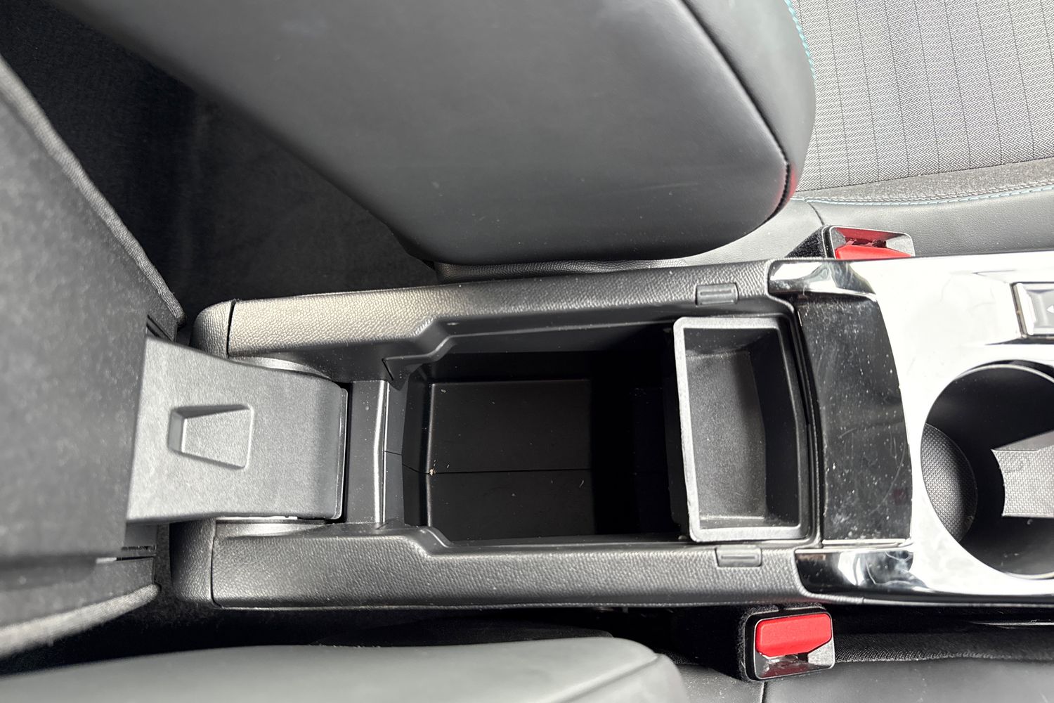 Used Peugeot 2008 2021 for sale - 77582614: Photo 60