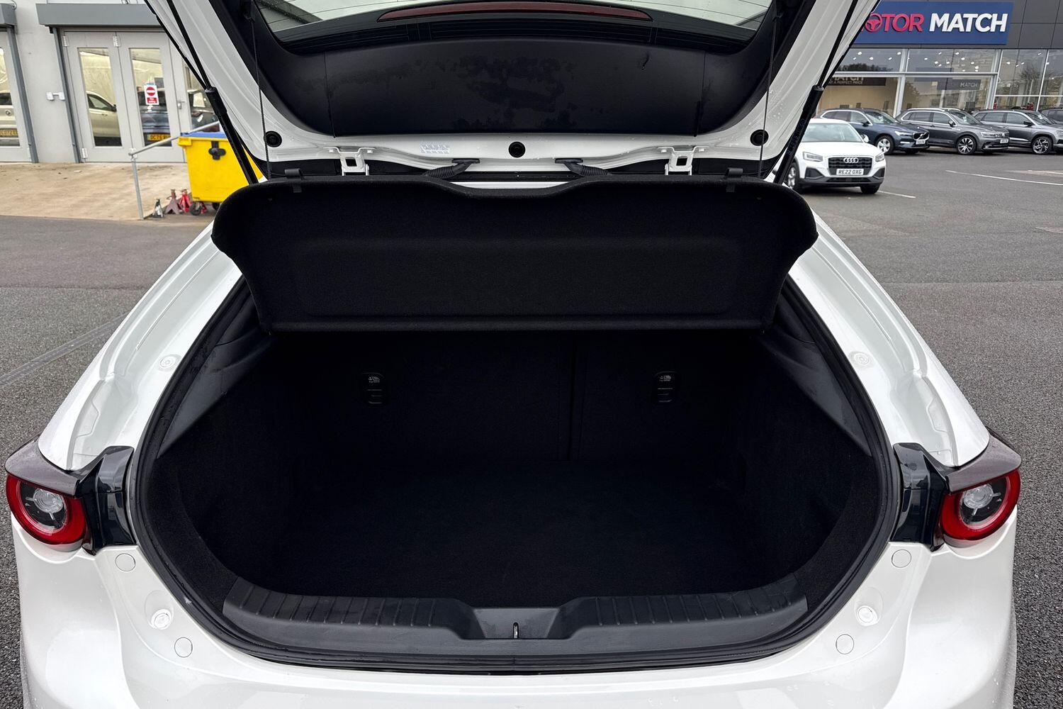 Used Mazda Mazda3 2023 for sale - 77313019: Photo 9