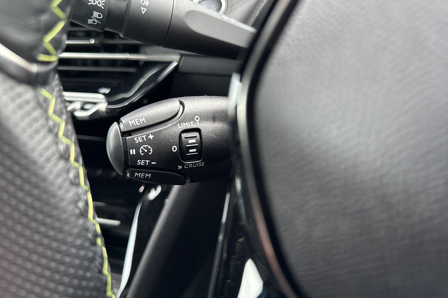 Used Peugeot 208 2025 for sale - 77071989: Photo 40