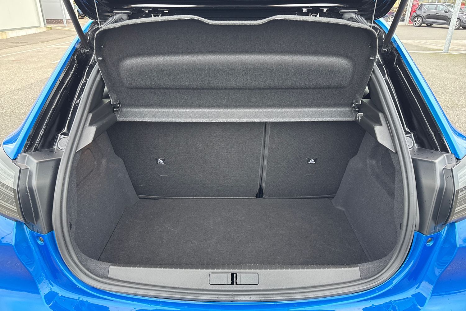 Used Peugeot 208 2025 for sale - 77071989: Photo 6