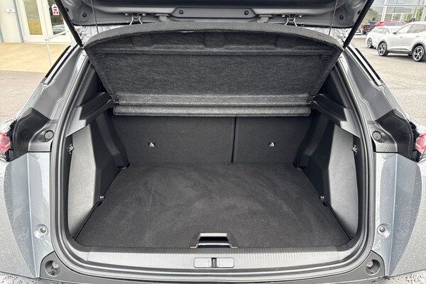 Used Peugeot 2008 2024 for sale - 76133631: Photo 6
