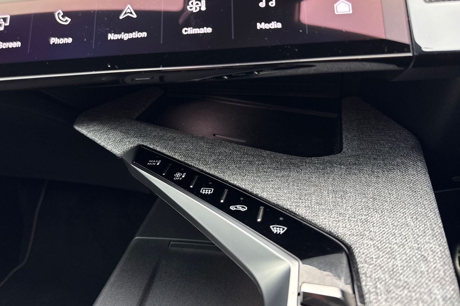 Used Peugeot 3008 2024 for sale - 77076789: Photo 56