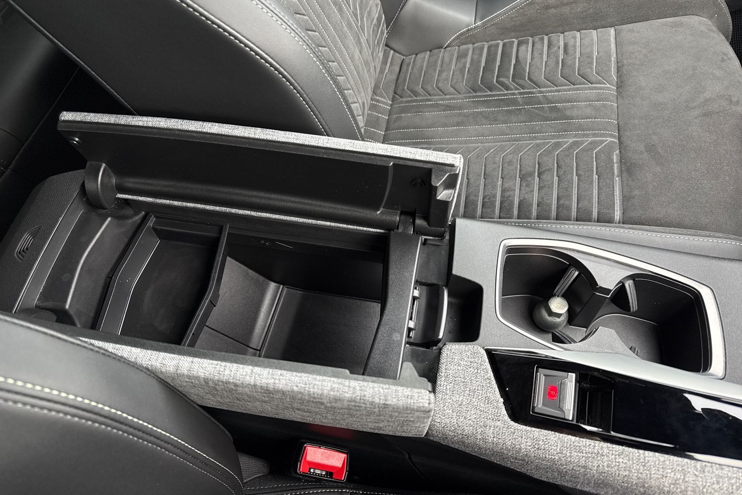 Used Peugeot 3008 2024 for sale - 77076789: Photo 60