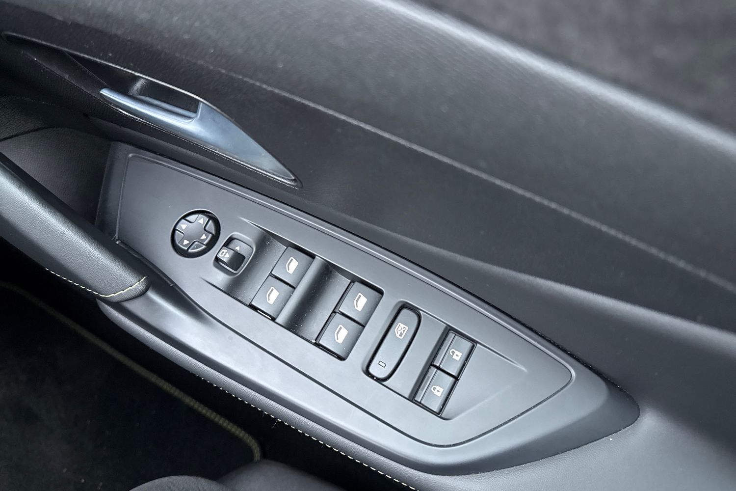 Used Peugeot 408 2024 for sale - 77390111: Photo 40