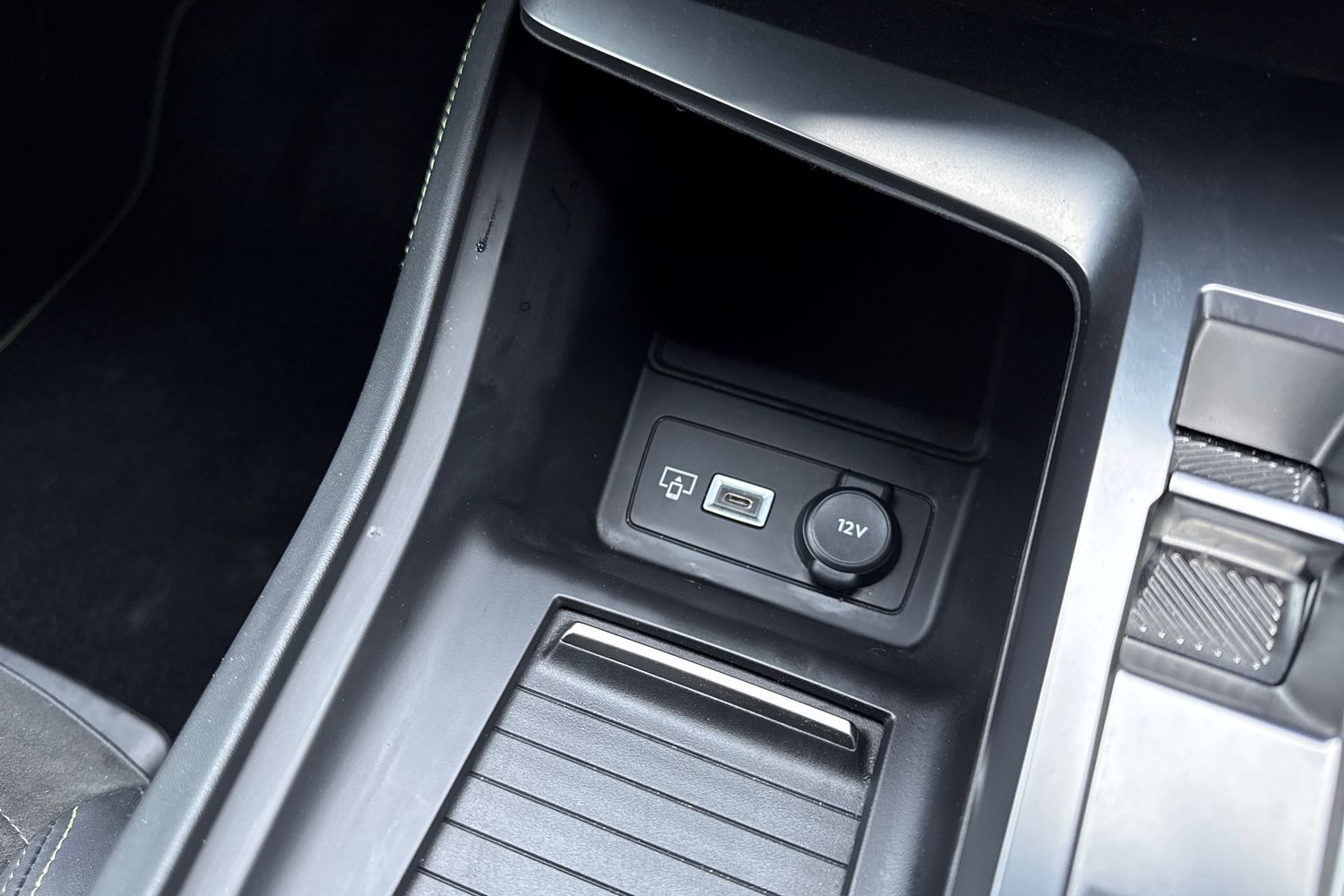 Used Peugeot 408 2024 for sale - 77390111: Photo 54