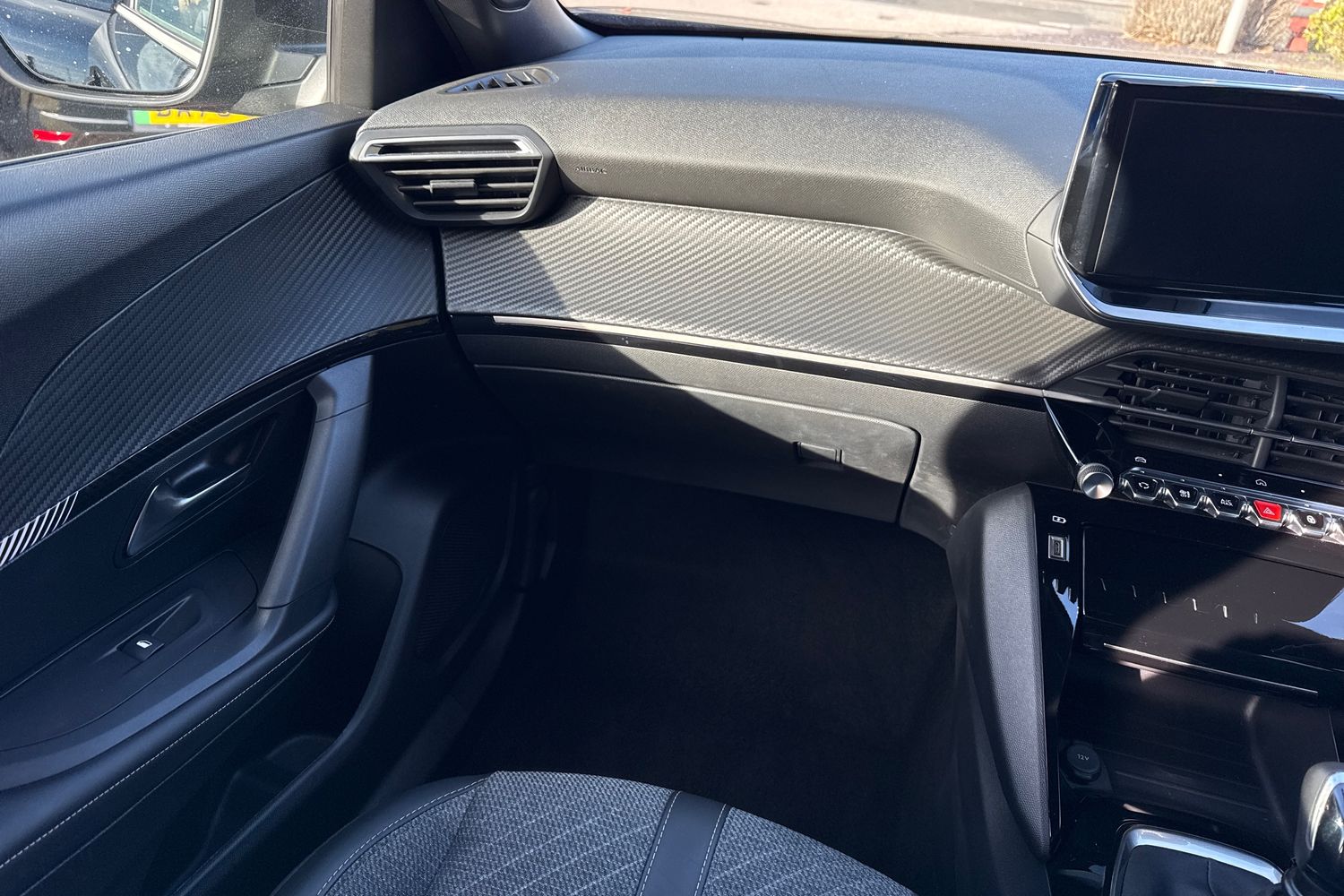 Used Peugeot 2008 2024 for sale - 77661684: Photo 19