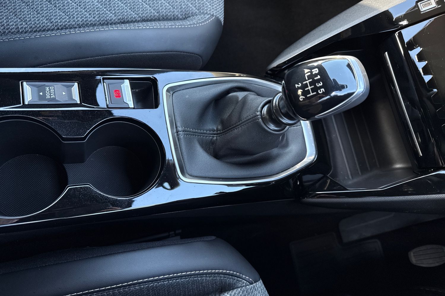 Used Peugeot 2008 2024 for sale - 77661684: Photo 22