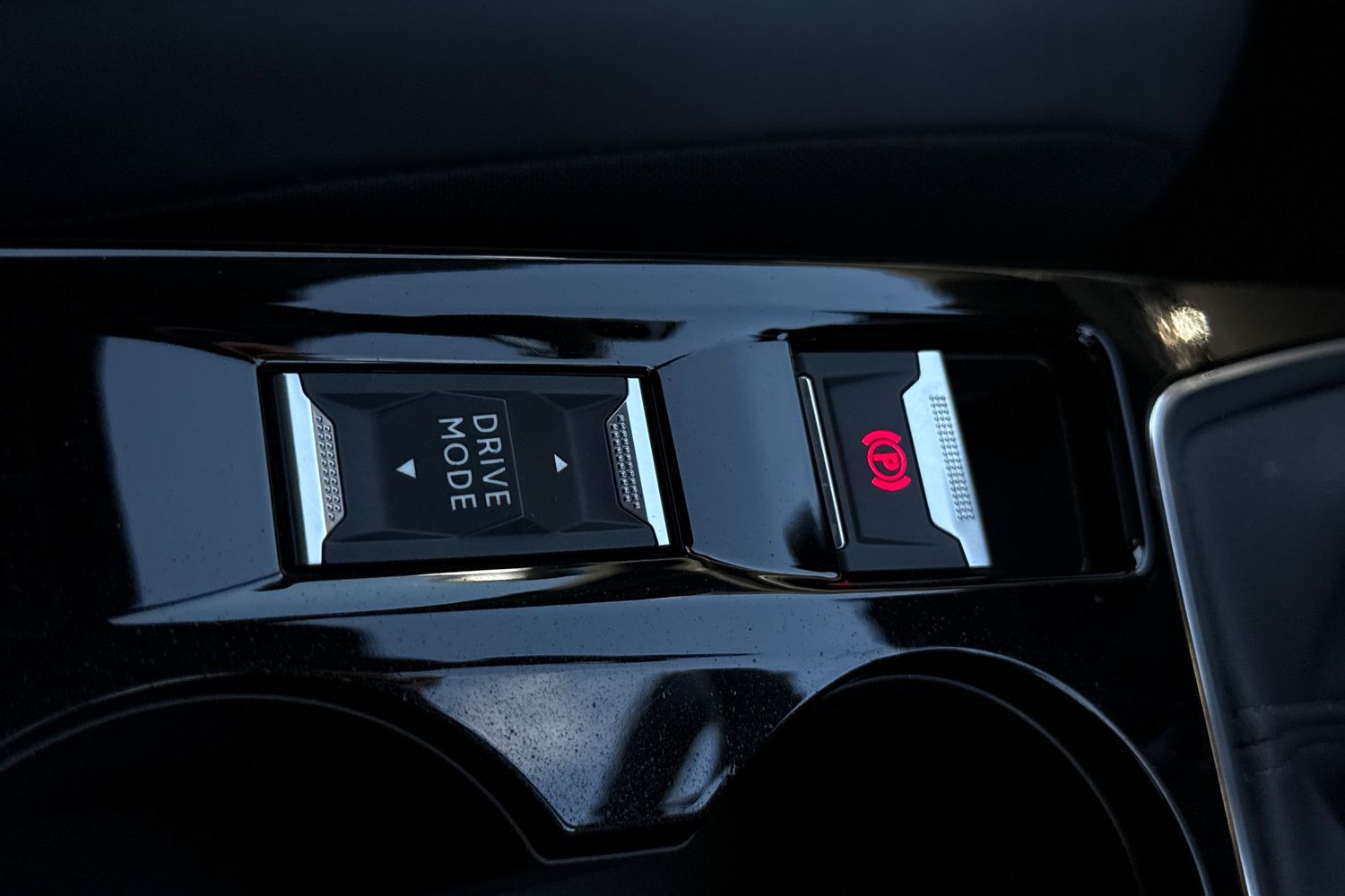 Used Peugeot 2008 2024 for sale - 77661684: Photo 33