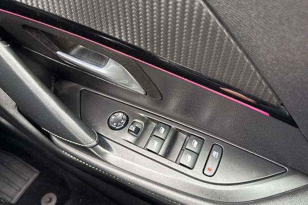 Used Peugeot E-208 2021 for sale - 76286631: Photo 43