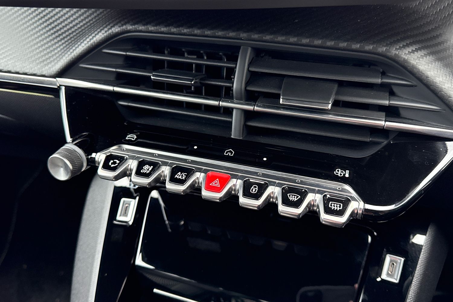 Used Peugeot 2008 2023 for sale - 77282243: Photo 54