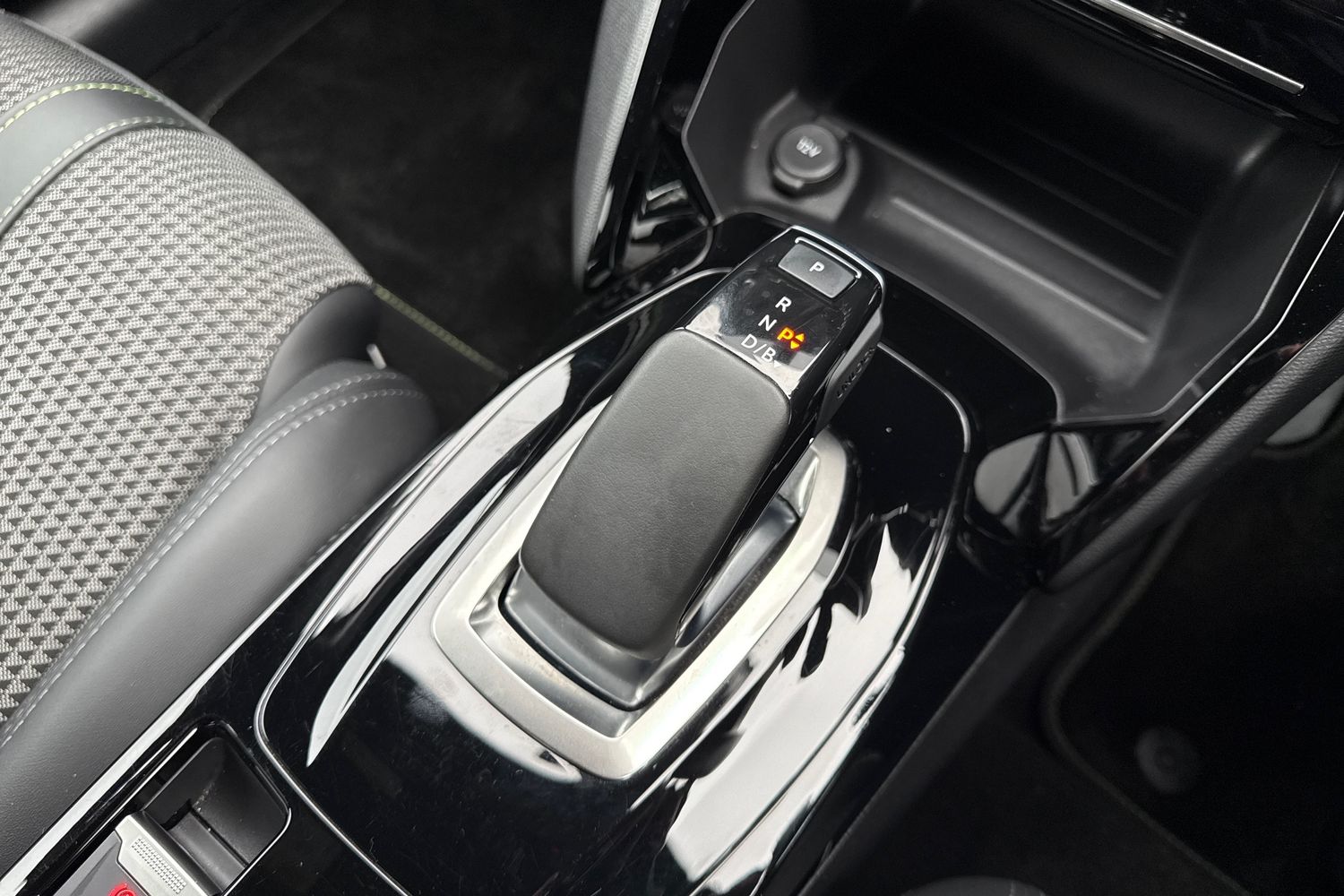 Used Peugeot E-208 2021 for sale - 77444055: Photo 22