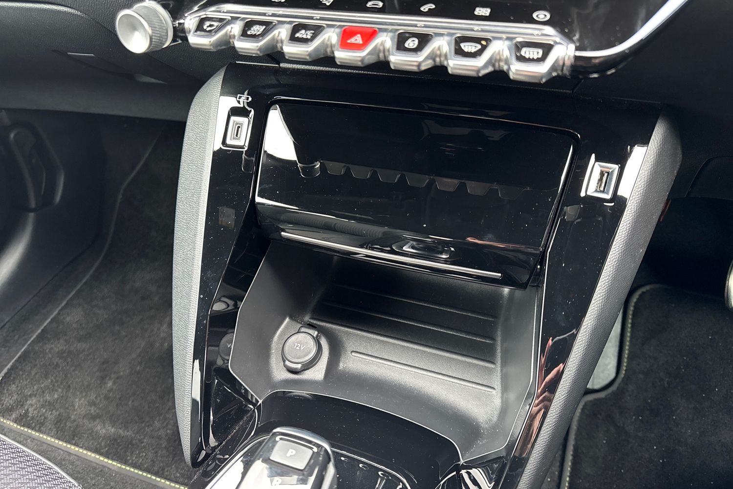 Used Peugeot E-208 2021 for sale - 77444055: Photo 57