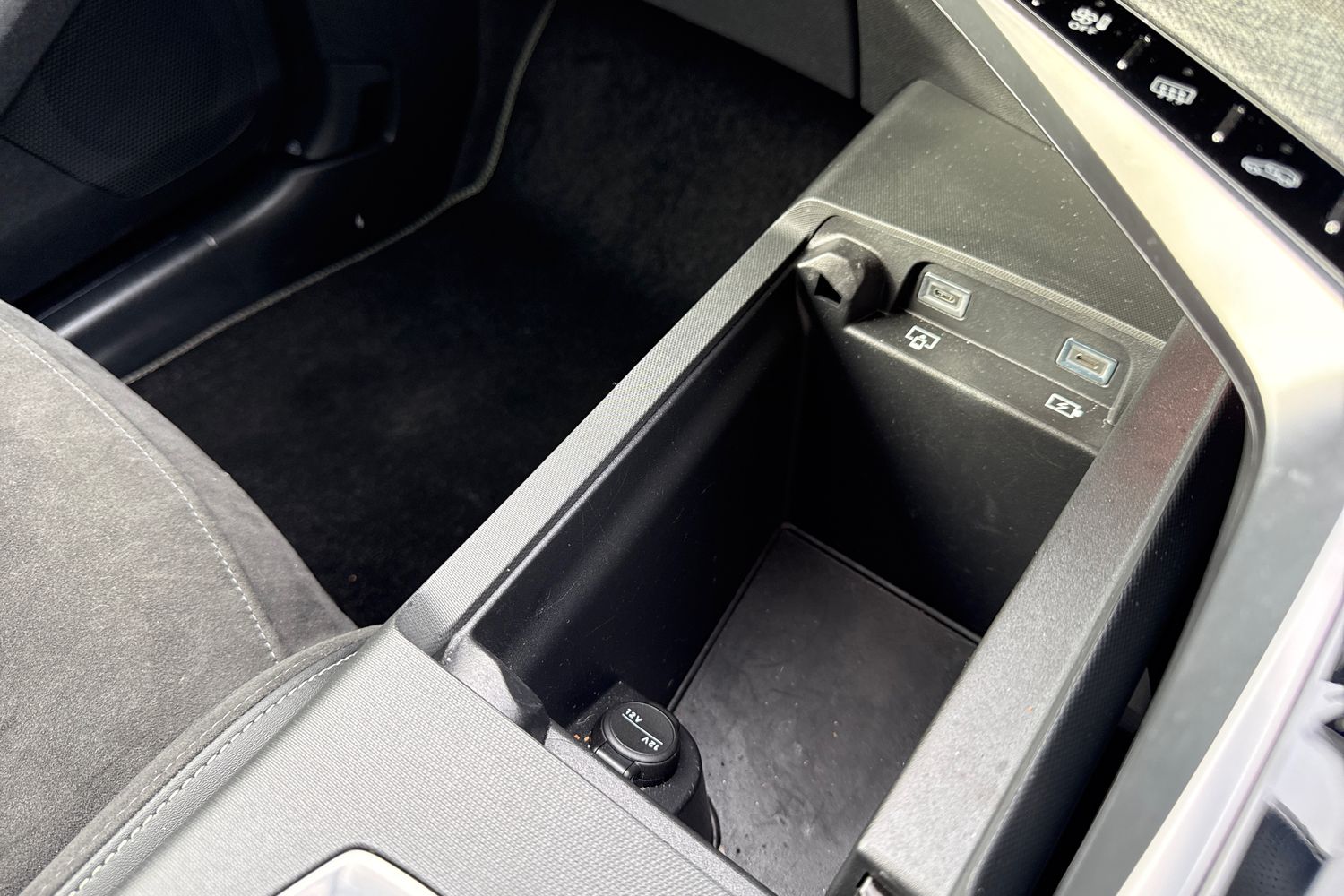 Used Peugeot 3008 2024 for sale - 77589556: Photo 51